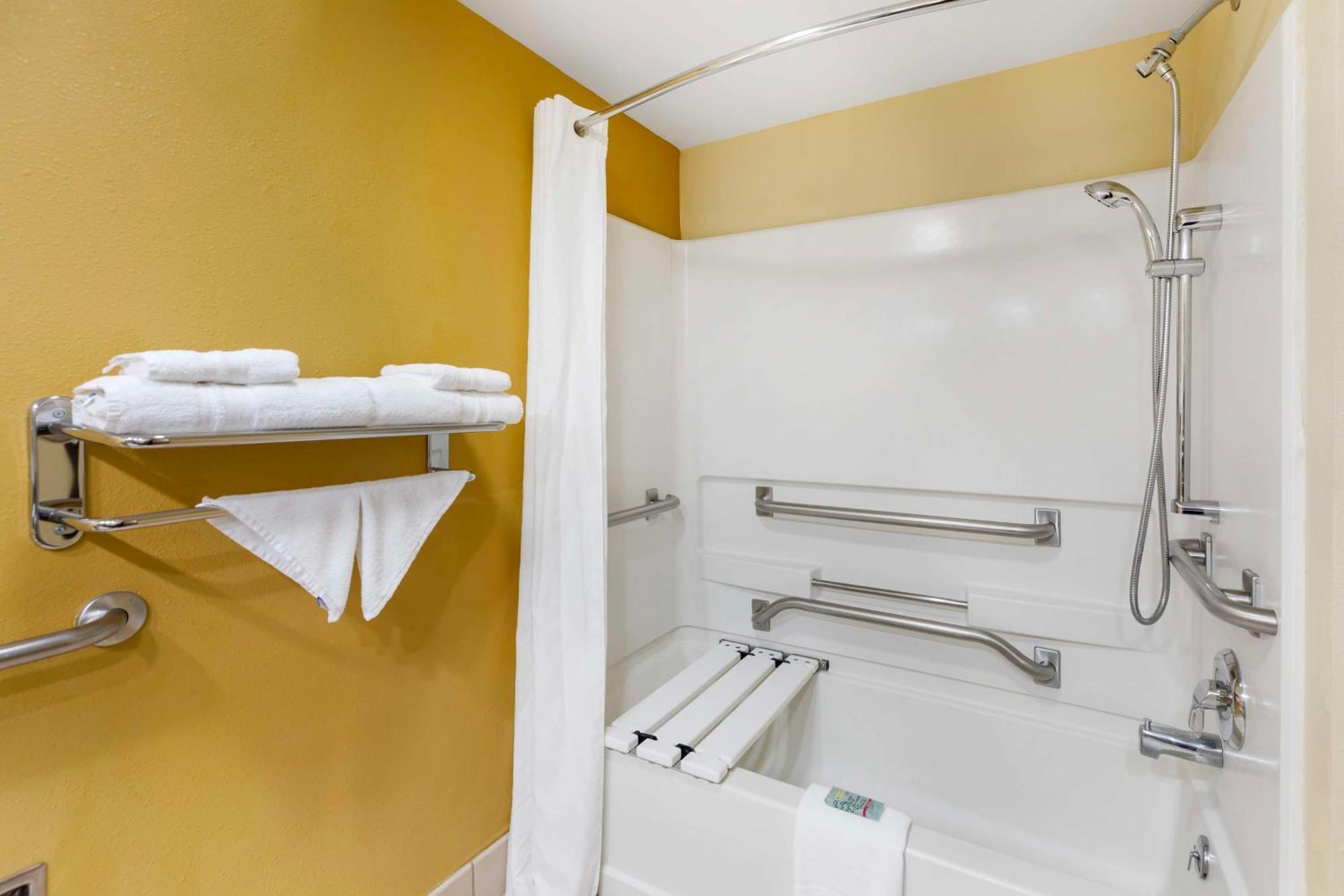 Best Western Kiva Inn Fort Collins Buitenkant foto
