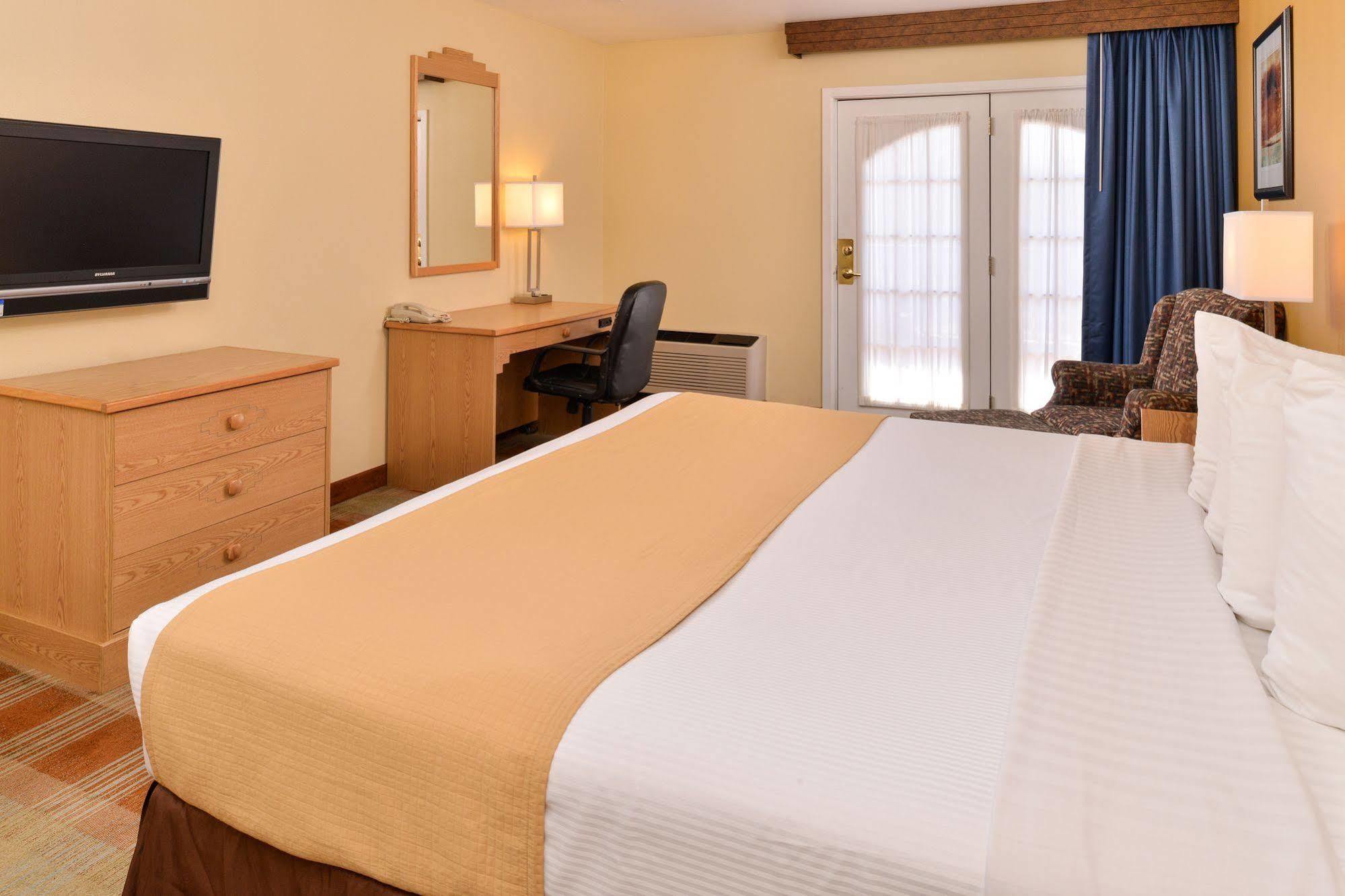 Best Western Kiva Inn Fort Collins Buitenkant foto